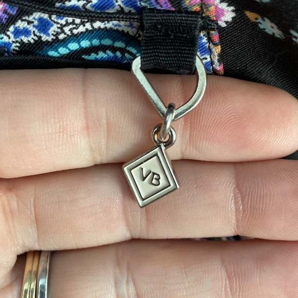 Scrub top good used condition - Picture 4 of 5